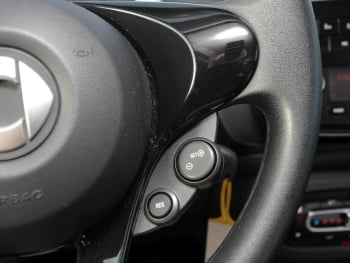 SMART EQ fortwo plus-Paket Cool&Audio Volldach