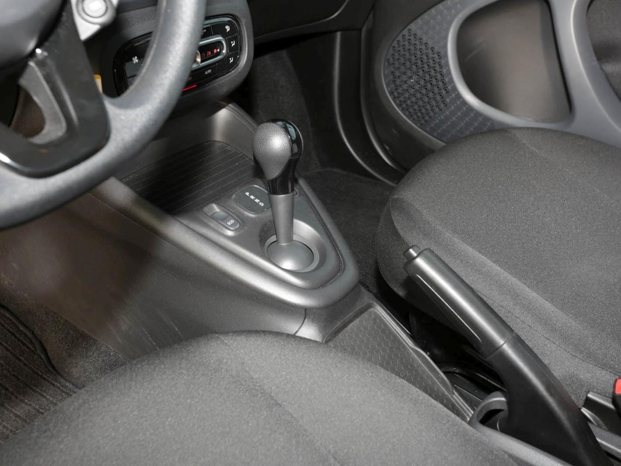 SMART EQ fortwo plus-Paket Cool&Audio Volldach