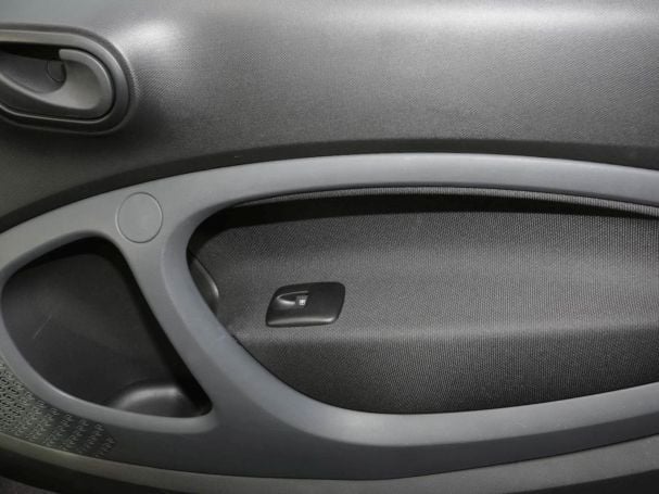 SMART EQ fortwo plus-Paket Cool&Audio Volldach