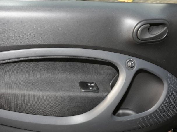 SMART EQ fortwo plus-Paket Cool&Audio Volldach