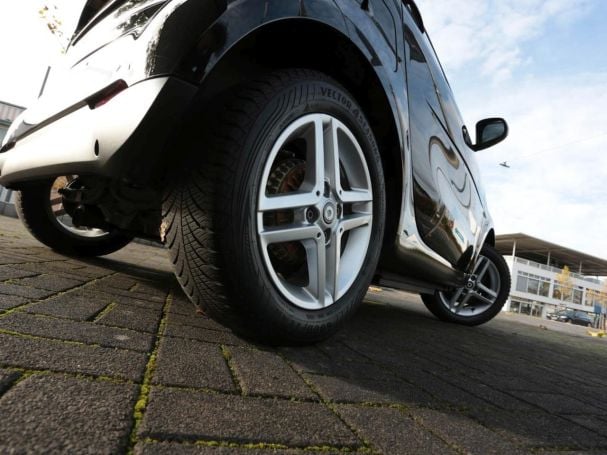 SMART EQ fortwo plus-Paket Cool&Audio Volldach