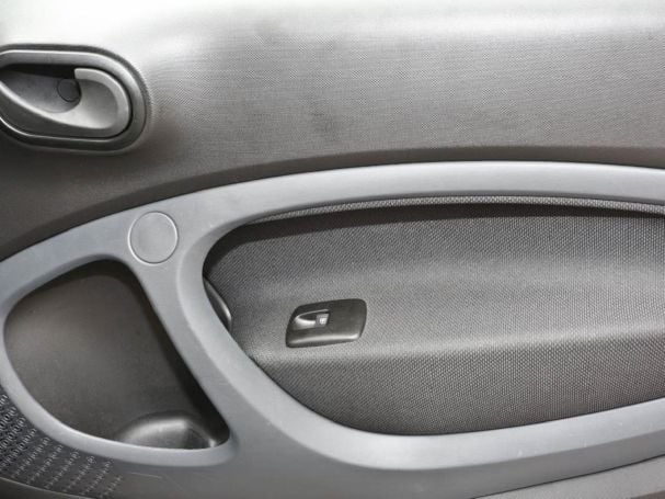 SMART EQ fortwo 22 kW PlusPaket Sitzhzg LM Klimaautom.