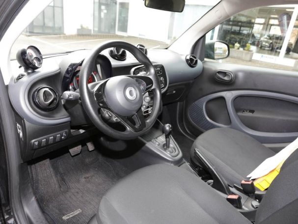 SMART EQ fortwo 22 kW PlusPaket Sitzhzg LM Klimaautom.