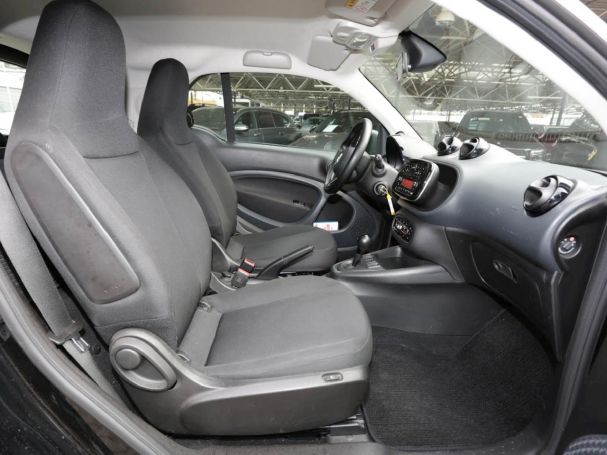 SMART EQ fortwo 22 kW PlusPaket Sitzhzg LM Klimaautom.