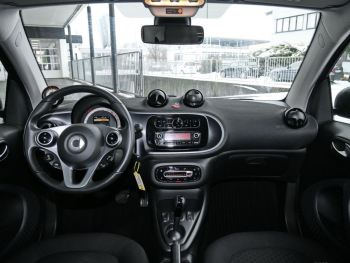 SMART EQ fortwo passion Plus-Paket Cool/Audio 22kW
