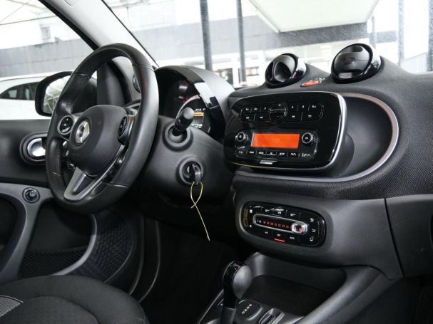 SMART EQ fortwo passion Plus-Paket Cool/Audio 22kW
