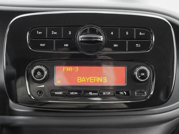 SMART EQ fortwo plus-Paket Cool&Audio Volldach 22kW