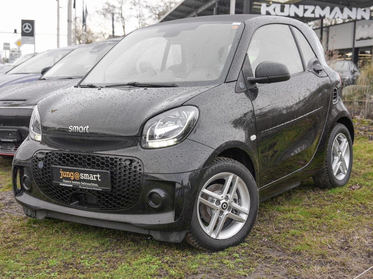SMART EQ fortwo plus-Paket Cool&Audio Volldach 22kW