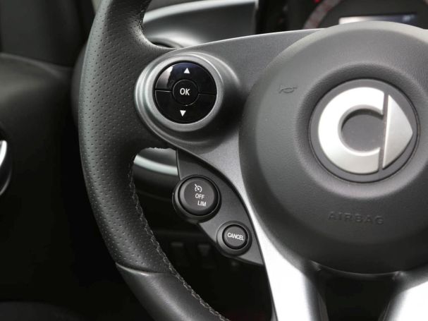 SMART EQ fortwo pulse Plus-Paket Panorama LED SHZ SMART EQ fortwo pulse Plus-Paket Panorama LED SHZ