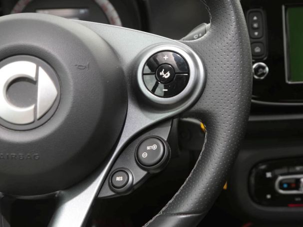 SMART EQ fortwo pulse Plus-Paket Panorama LED SHZ SMART EQ fortwo pulse Plus-Paket Panorama LED SHZ