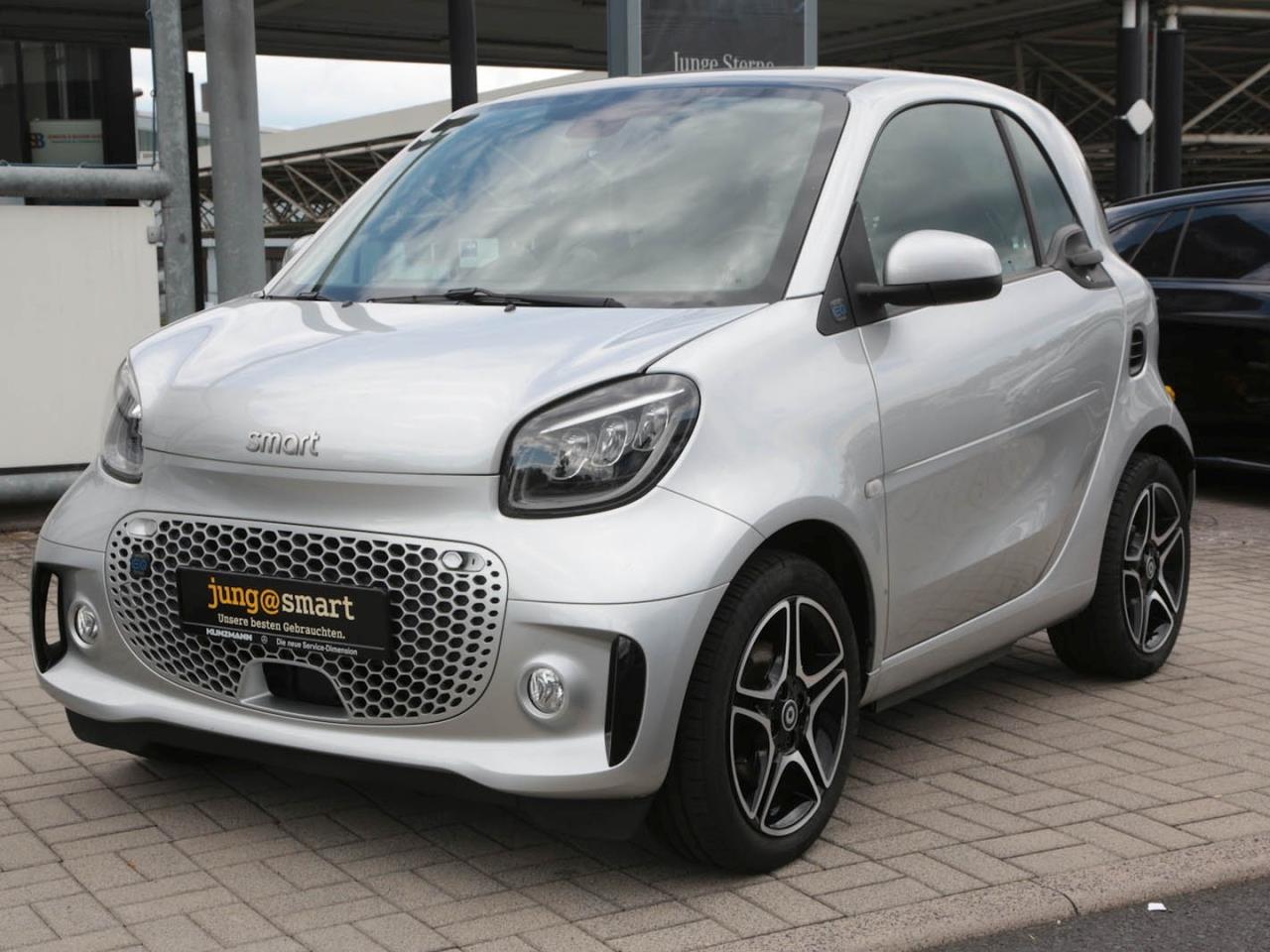 SMART EQ fortwo pulse Plus-Paket Panorama LED SHZ