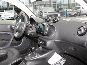 SMART EQ fortwo pulse Plus-Paket Panorama LED SHZ