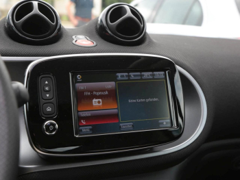 SMART EQ fortwo pulse Plus-Paket Panorama LED SHZ