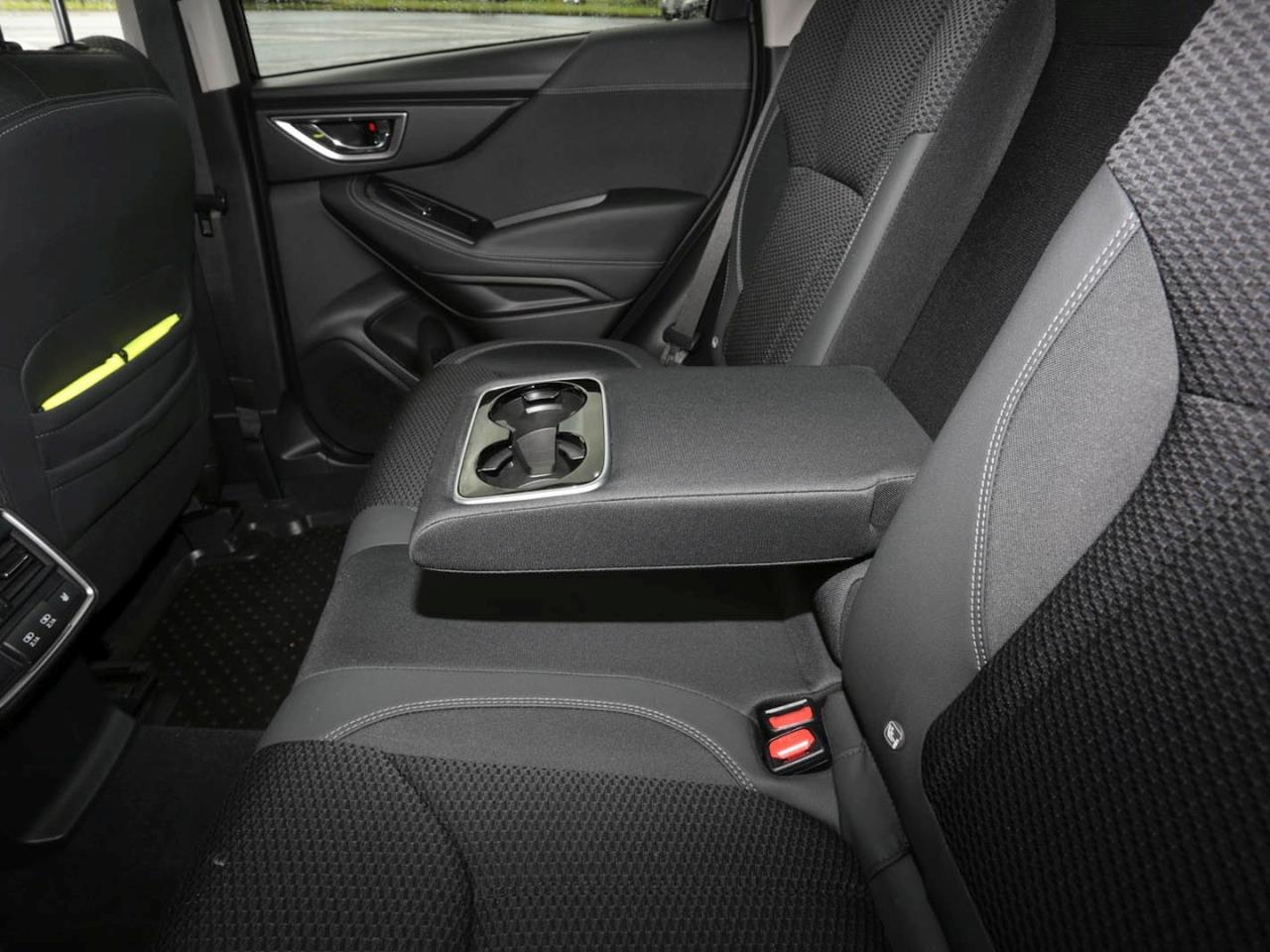 SUBARU Forester 2.0ie Mild-Hybrid Comfort Navi ACC SUBARU Forester 2.0ie Mild-Hybrid Comfort Navi ACC