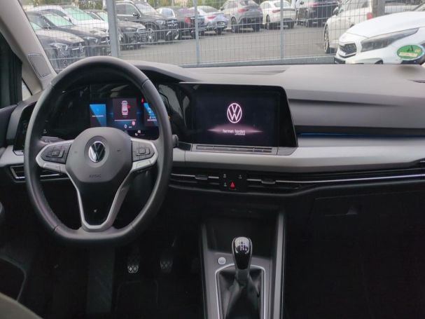 VW Golf VIII 1.5 TSI Life  ACC Kamera HarmanKardon VW Golf VIII 1.5 TSI Life  ACC Kamera HarmanKardon