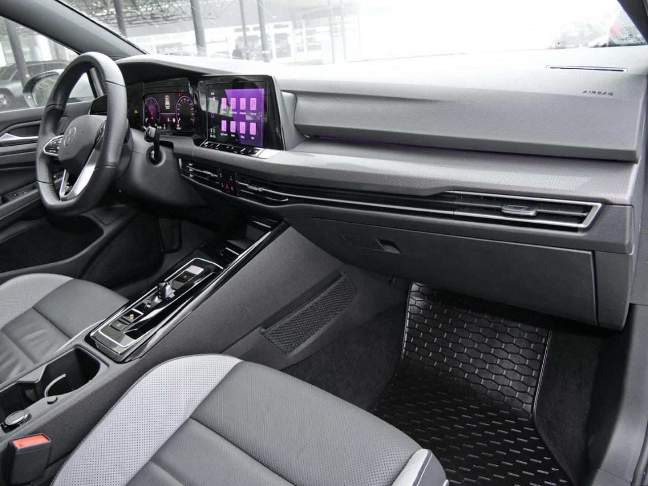 VW Golf VIII 2.0 TDI GTD  Navi Kamera AHK Memory