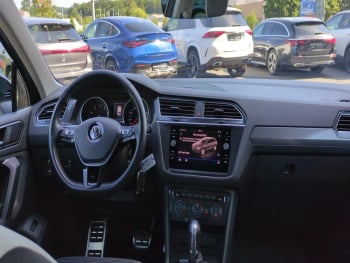 VW Tiguan 2.0 TSI OFFROAD 4Mot.  Navi ACC HUD