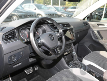 VW Tiguan 2.0 TSI OFFROAD 4Mot.  Navi ACC HUD