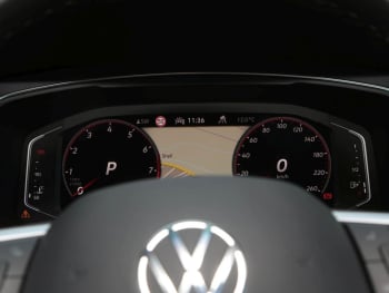 VW Tiguan Allspace 2.0 TSI R-Line 4Mot Navi Panorama