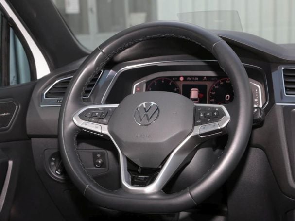 VW Tiguan Allspace 2.0 TSI R-Line 4Mot Navi Panorama VW Tiguan Allspace 2.0 TSI R-Line 4Mot Navi Panorama