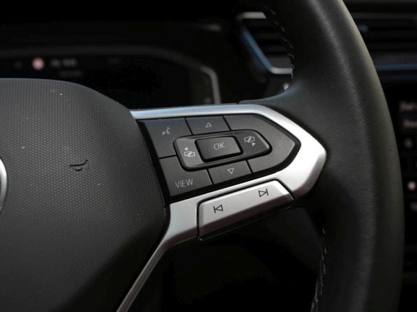 VW Touran 1.5 TSI Highline Navi ACC Massage-Sitze VW Touran 1.5 TSI Highline Navi ACC Massage-Sitze