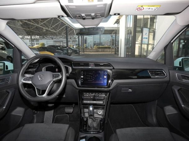 VW Touran 1.5 TSI Highline Navi ACC Massage-Sitze VW Touran 1.5 TSI Highline Navi ACC Massage-Sitze