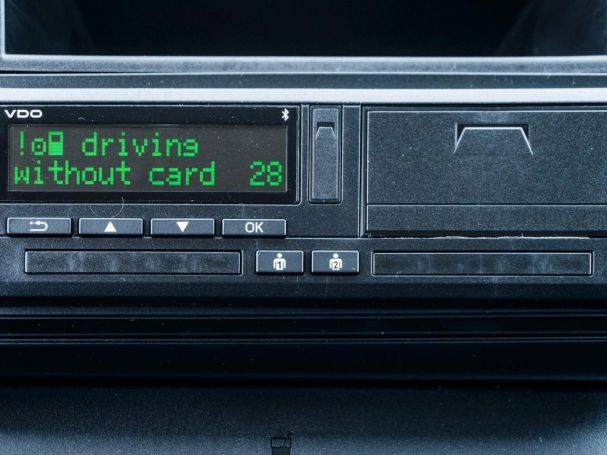 FUSO Canter 7C18 MEILLER TRIGENIUS 3-Seiten-Kipper