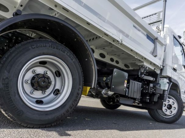 FUSO Canter 7C18 MEILLER TRIGENIUS Klima AHK