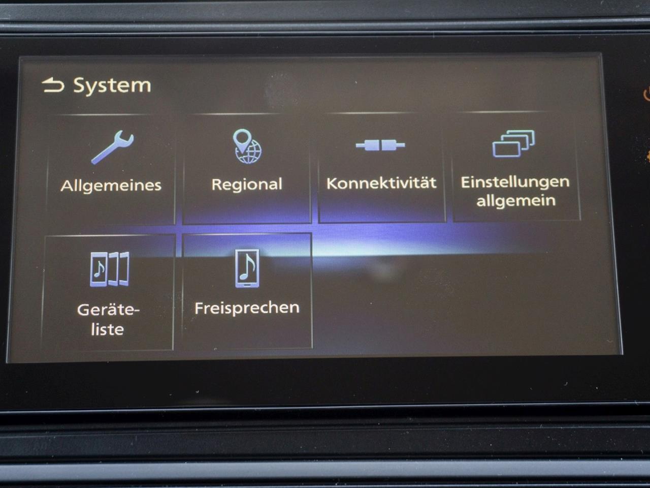 FUSO Canter 9C18 AMT Gerüstbaupritsche zGG 7,49t