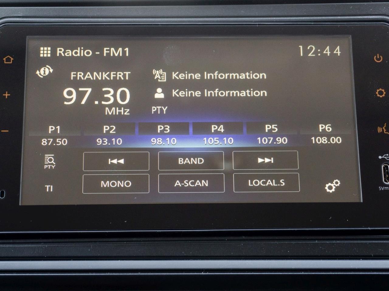 FUSO Canter 9C18 AMT Gerüstbaupritsche zGG 7,49t