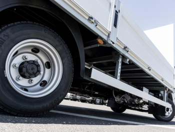 FUSO Canter 9C18 AMT Gerüstbaupritsche zGG 7,49t