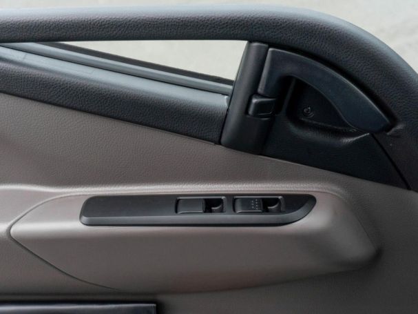 FUSO eCanter 4C15e 3 Seitenkipper DAB+ Apple Carplay
