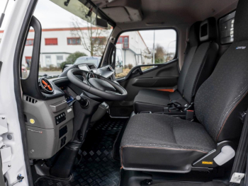 FUSO eCanter 4C15e 3 Seitenkipper DAB+ Apple Carplay