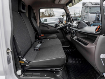 FUSO eCanter 4C15e 3 Seitenkipper DAB+ Apple Carplay