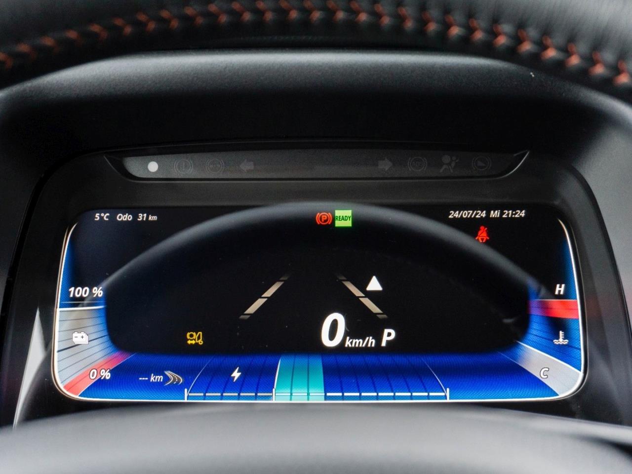 FUSO eCanter 4S15e Hinterkipper DAB+ Apple CarPlay