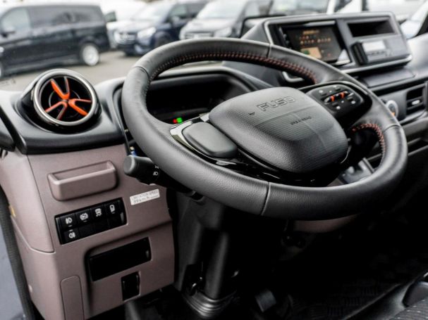 FUSO eCanter 4S15e Hinterkipper DAB+ Apple CarPlay
