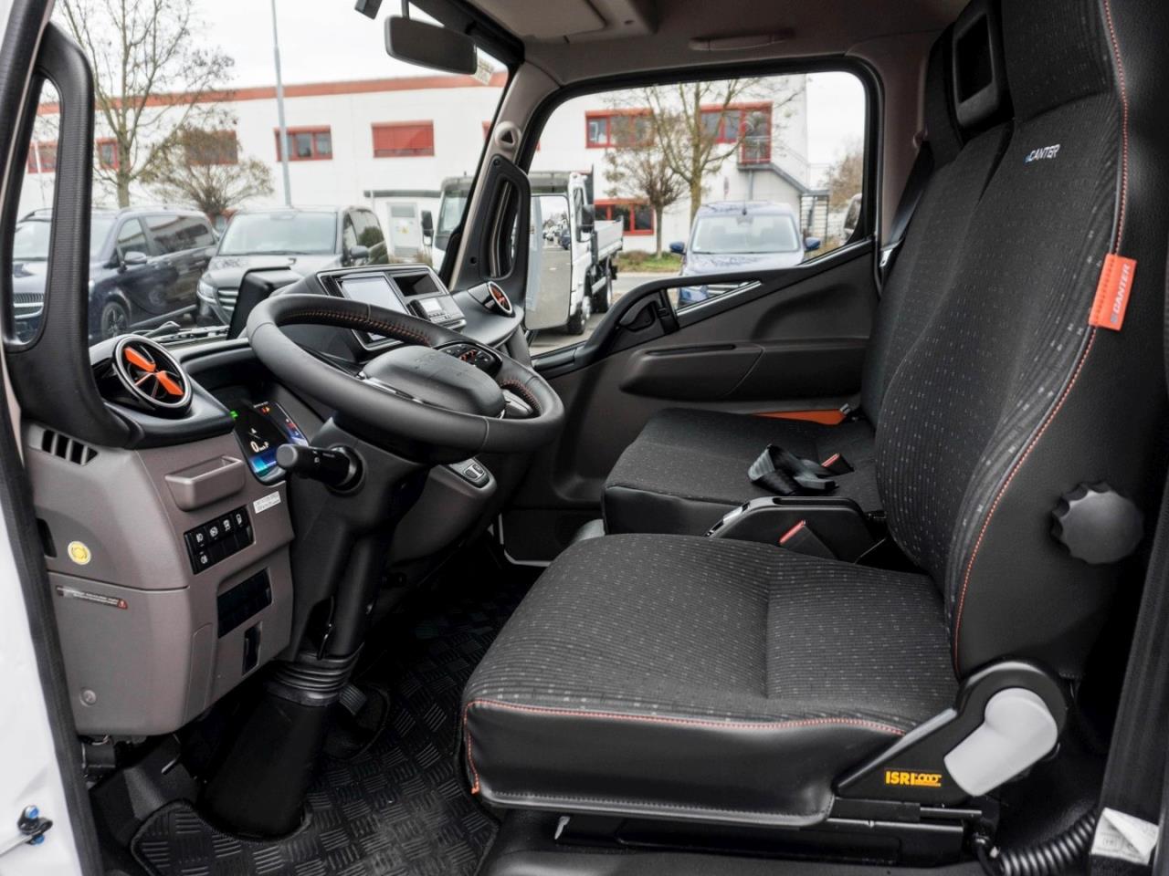 FUSO eCanter 4S15e Dautel 3-Seitenkipper DAB+