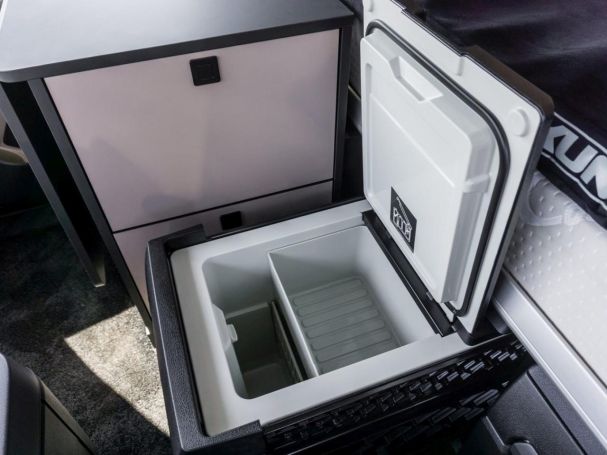 Mercedes-Benz Actros 1848 LS Giga Leder SANI tower TruckLocker