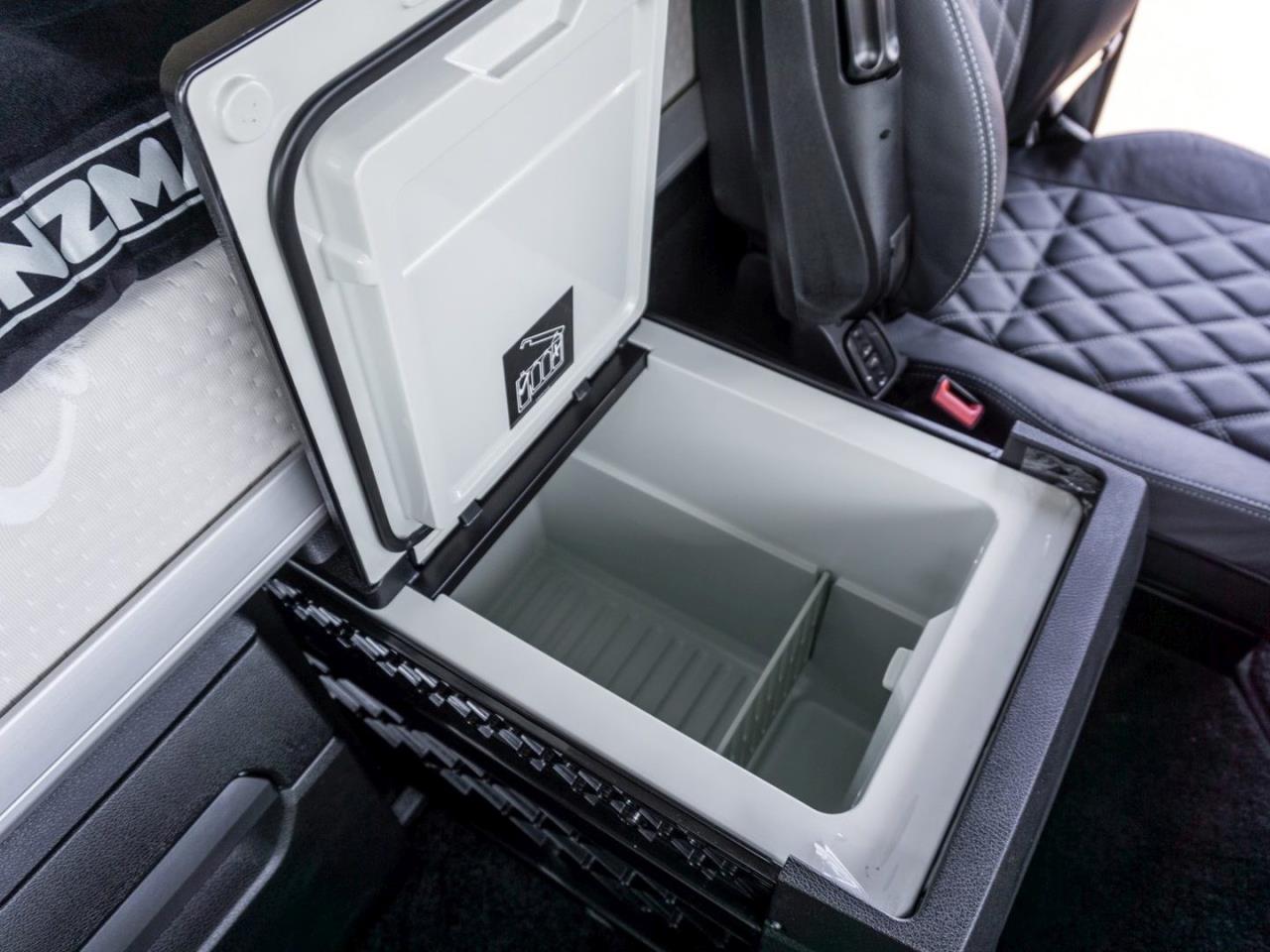 Mercedes-Benz Actros 1848 LS Giga Leder SANI tower TruckLocker
