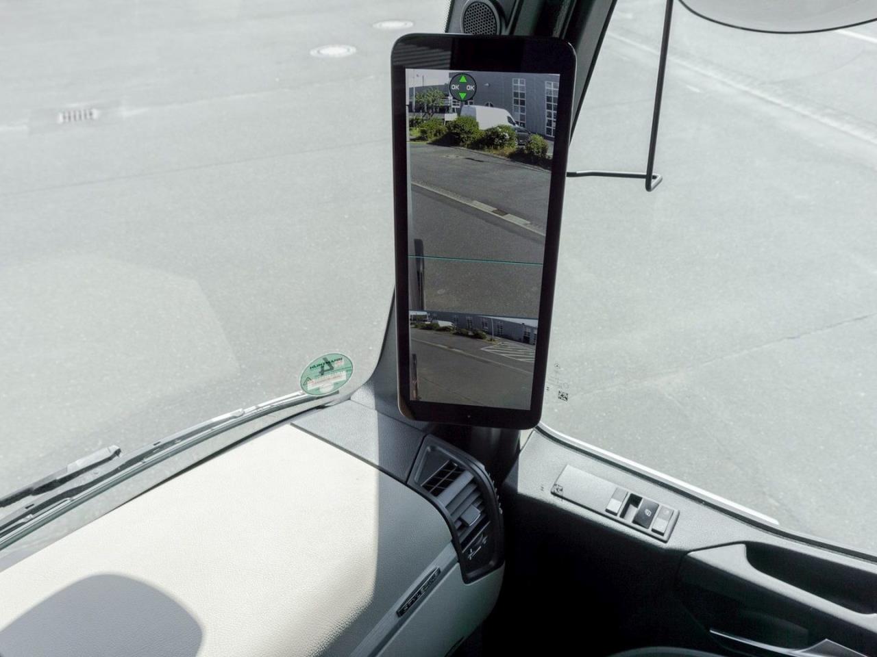 Mercedes-Benz Actros 1848 LS Giga Leder SANI tower TruckLocker