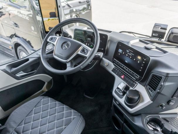 Mercedes-Benz Actros 1848 LS Giga Leder SANI tower TruckLocker