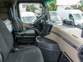 Mercedes-Benz Actros 1848 LS G291 Standklima Lampenbügel