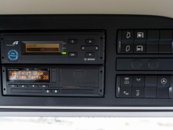 Mercedes-Benz Actros 1848 LS G291 Standklima Lampenbügel