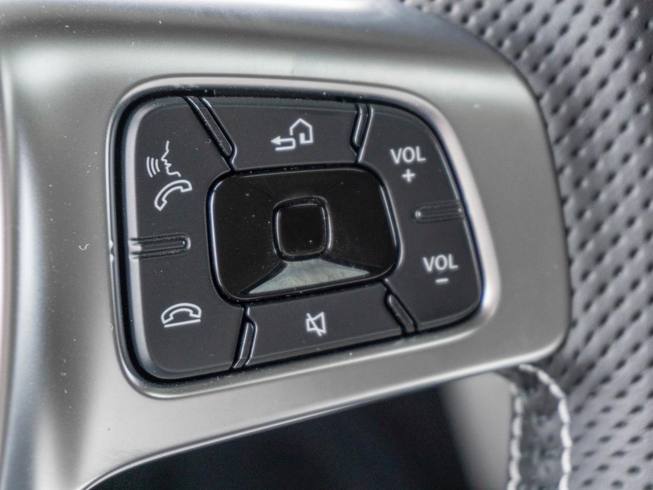 Mercedes-Benz Actros 1848 LS G291 Standklima Lampenbügel