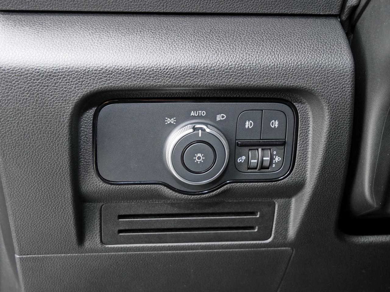 Mercedes-Benz Citan 110 CDI Tourer BASE Standard Navi Klima