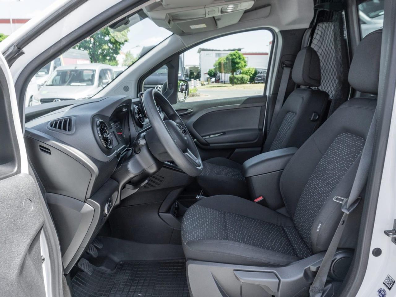 Mercedes-Benz Citan 112 CDI Kasten BASE Standard Park-Paket AHK