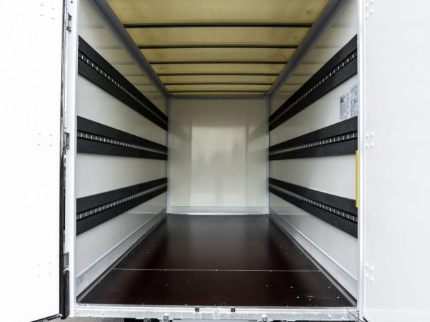 Mercedes-Benz Sprinter 317 CDI Koffer Lang MBUX Tempmatic