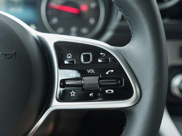 Mercedes-Benz T 180 d PROGRESSIVE Standard Keyless Kamera AHK