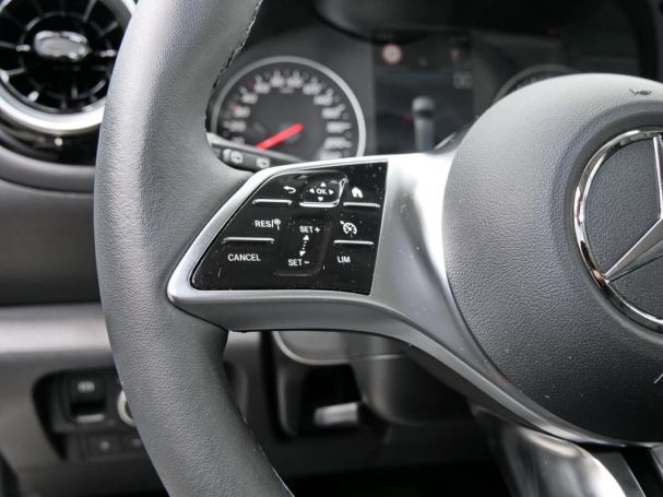 Mercedes-Benz T 180 PROGRESSIVE Lang Keyless Navi Kamera Klima