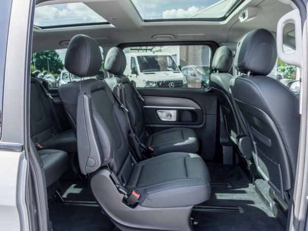 Mercedes-Benz V 300 d 4M AVANTGARDE Lang AMG Night Panorama